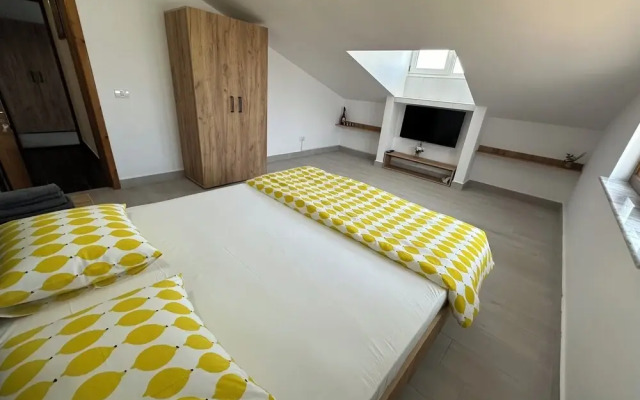 Serenity Apartments and Studios