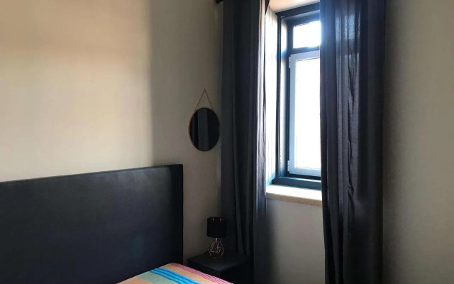 Hostel Wood Steel & Glass