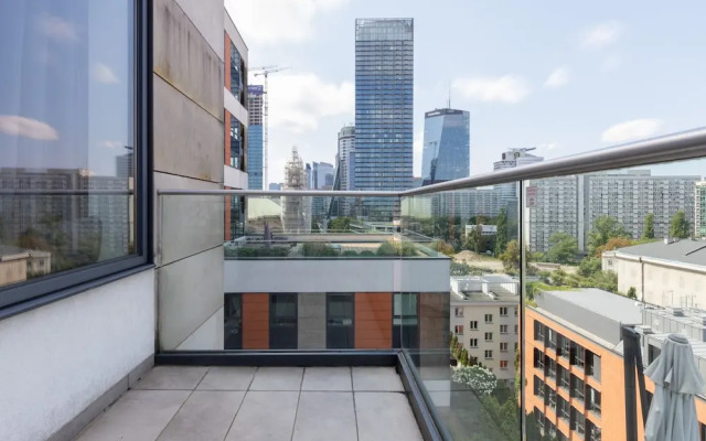 LUX Warsaw Apartment by Renters