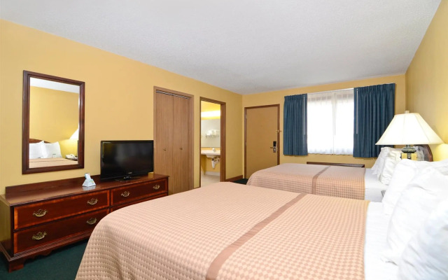 Americas Best Value Inn Iola