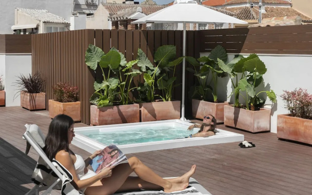 Coeo Fresca Roof Garden Signature Apartments