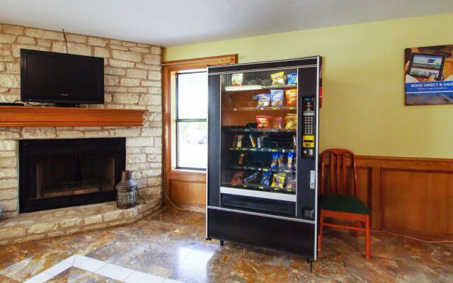 Scottish Inn & Suites