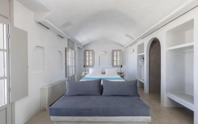 Danae Suites Santorini