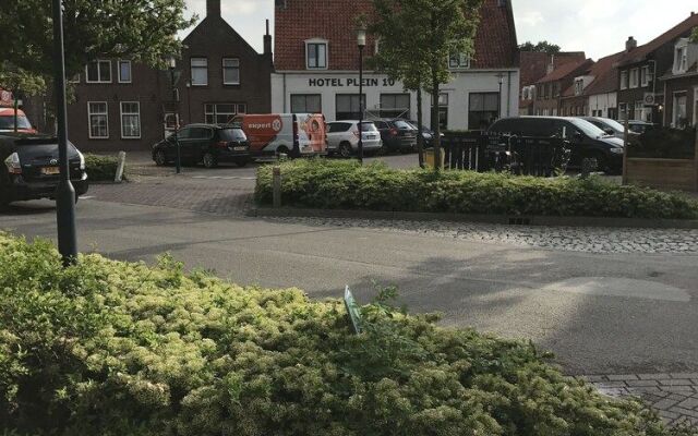 hotel Plein 10