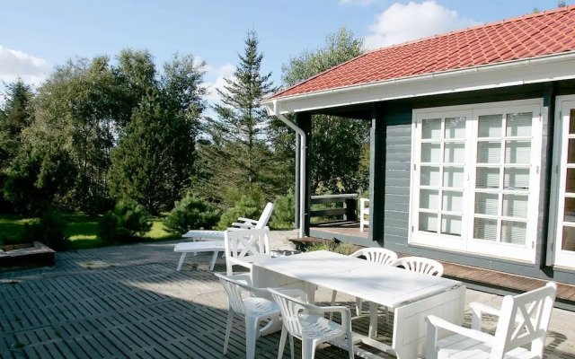 Spacious Holiday Home With Sauna in Logstor
