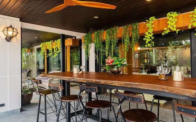 Gardina Asoke Hotel & Residence