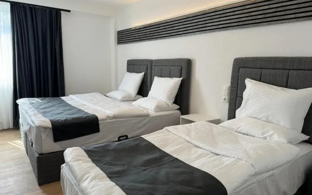 Dido Diamond Hotel