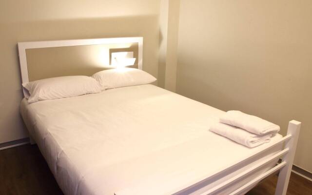 Poshtel Bilbao Premium Hostel