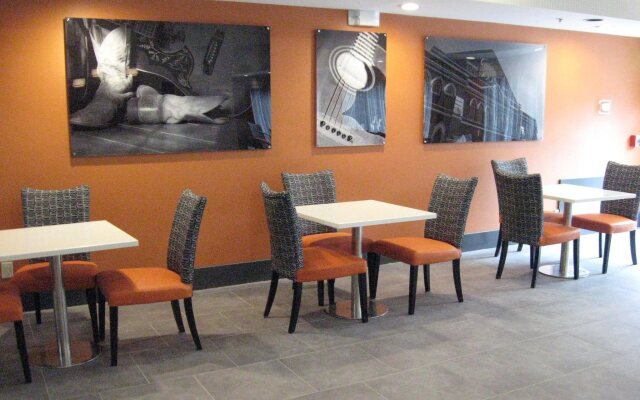 Holiday Inn Express & Suites Nashville Southeast - Antioch by IHG