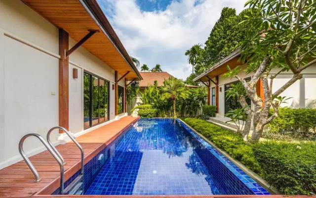 Villa Savu by Tropiclook