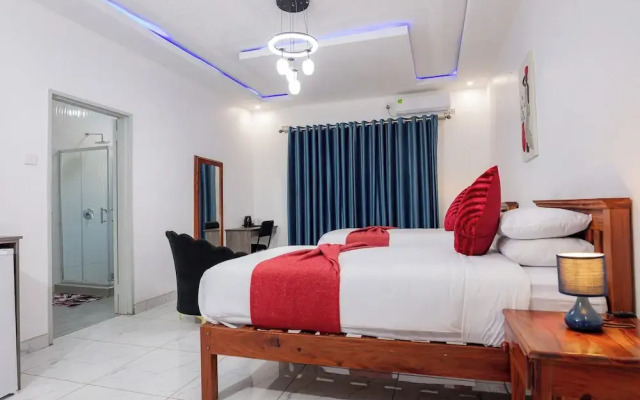 Amakhosi Hotel