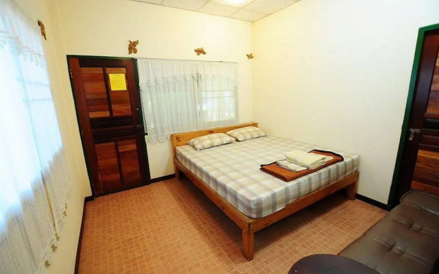 Sukhothai Guest House