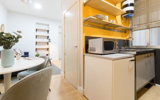 Royal Apart. la Almudena by Allô Housing