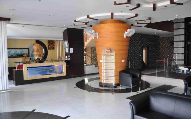 Hotel Madhushree