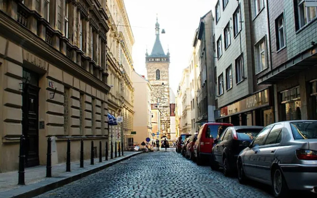 Wenceslas Square Apartment