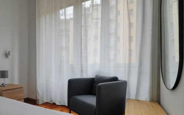 JOIVY Welcoming 3BR Flat in Milan Centre