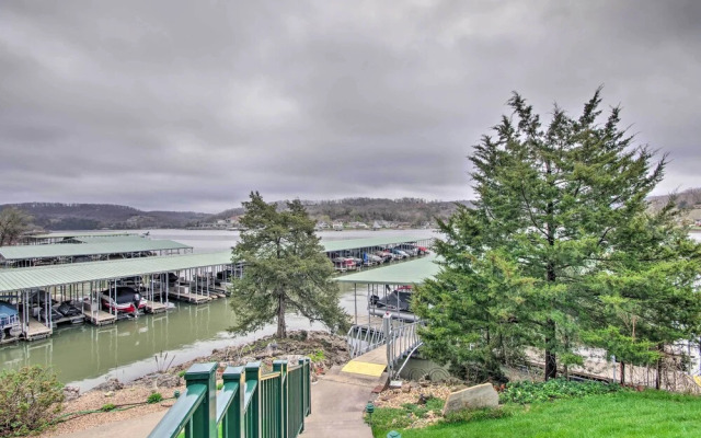 Spacious Lakefront Condo w/ Views in Camdenton!