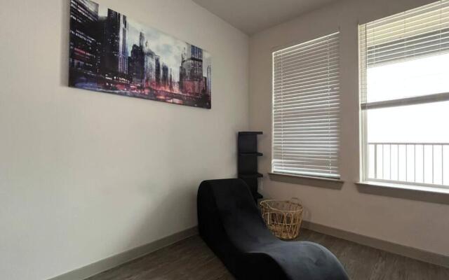 Sexy & Sensual 1BR Escape