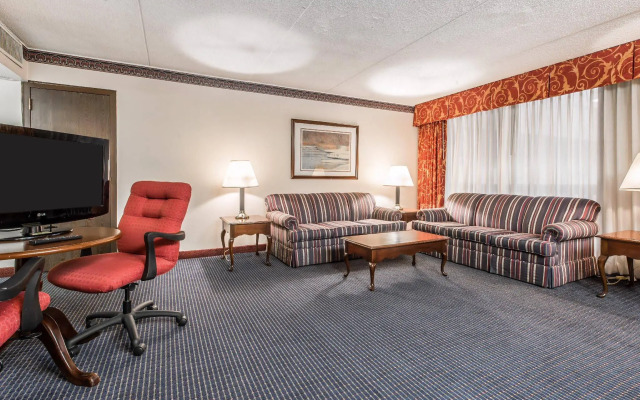 Quality Inn Somerset