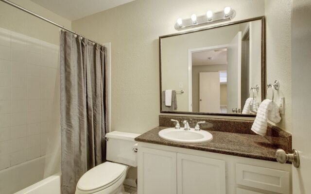AustinStays 3 Bedroom Downtown Suite