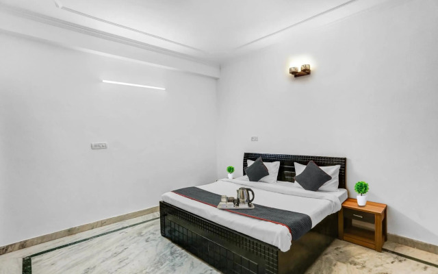 OYO Townhouse 1071 Hotel Metro Inn Residency