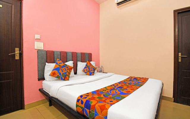 Fabhotel Insight Inn