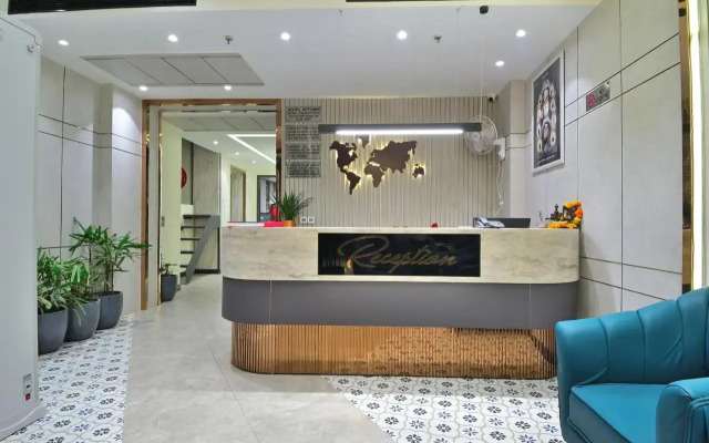 Hotel Uptown - By La Exito Hotels