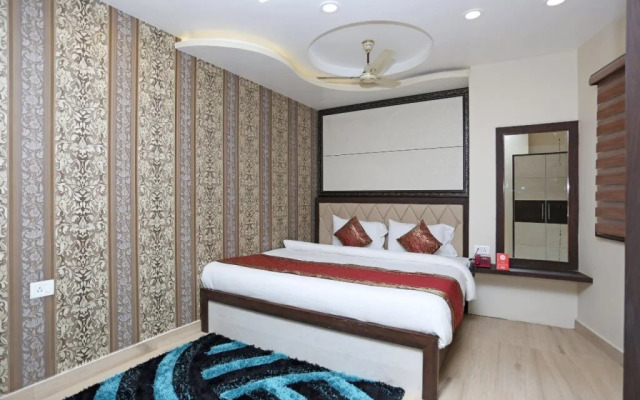 Hotel Aadesh Palace