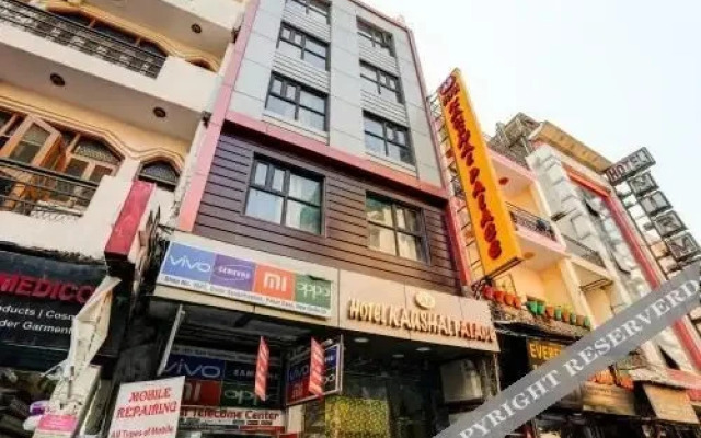 Hotel Kaushal Palace