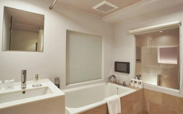 Roppongi Hotel S