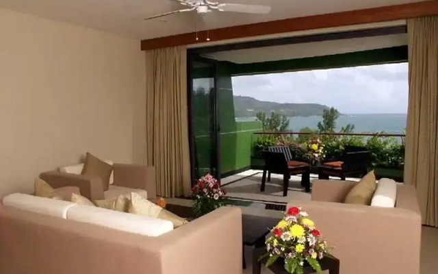 Aspasia By Resava Group