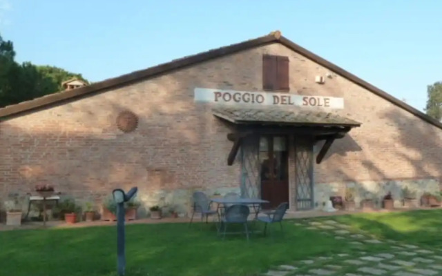 Willow apt With Shared Pool