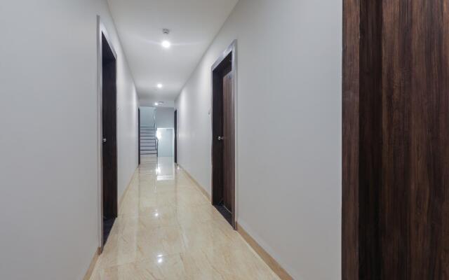 Collection O 76620 Hotel Silver Gold