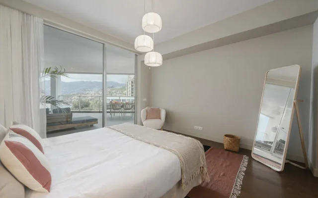 Luxury, Elegance and sea View - Madeira Palace I