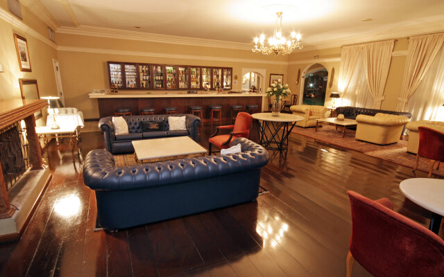 San Raphael Country Hotel