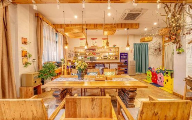 Mantu Boutique Hostel