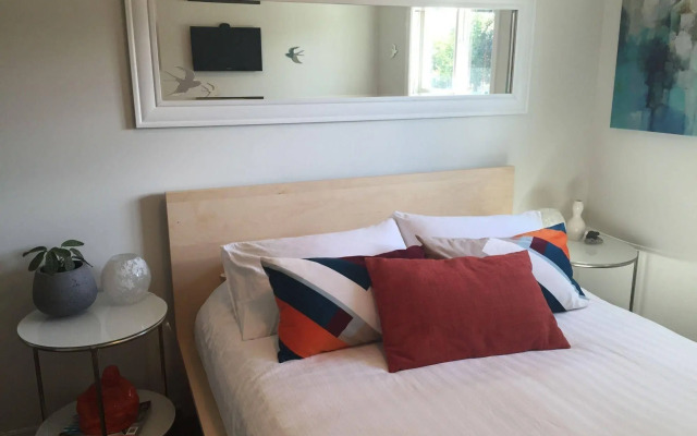 Serenity Stay Bed & Breakfast