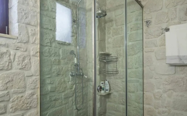Heraklion Twins House - Private Pool Retreat