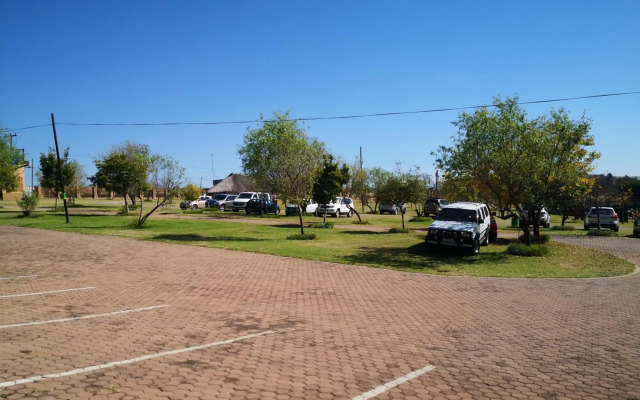 Riverstone Lodge