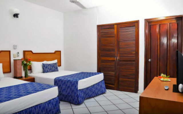 Costa Alegre Hotel & Suites
