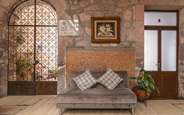 Hotel Cantera Rosa