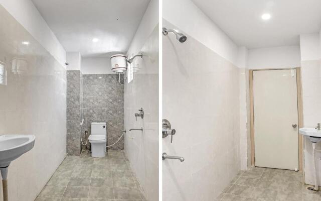 OYO Flagship 87781 Hotel Bluemoon