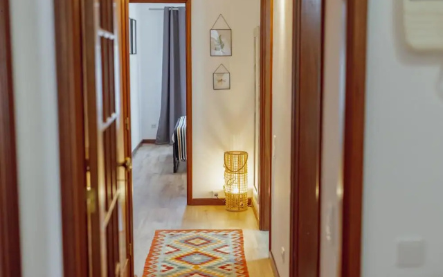 Matosinhos Center Premium Apartment by Vacationy
