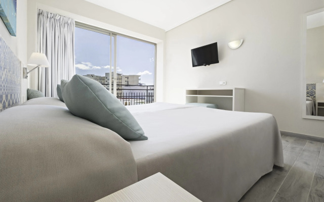 azuLine Hotel Llevant