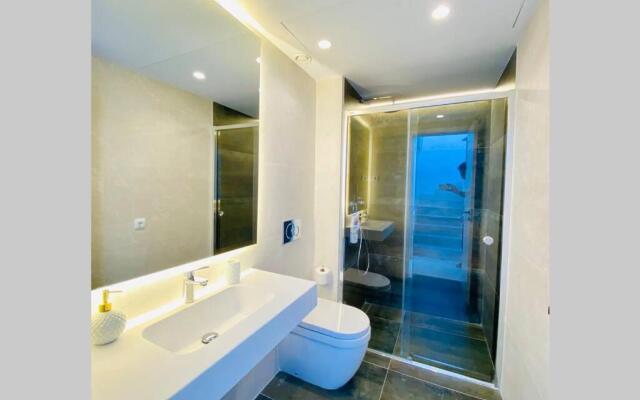 Amazing Exclusive House in Marbella Golden Mile