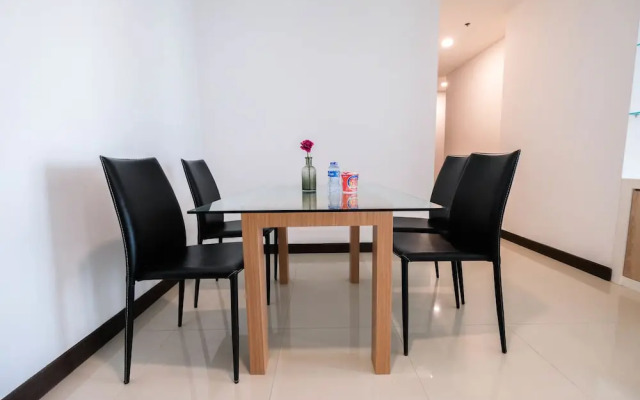 3br Apartment for 6 Pax at Gallery West Residence