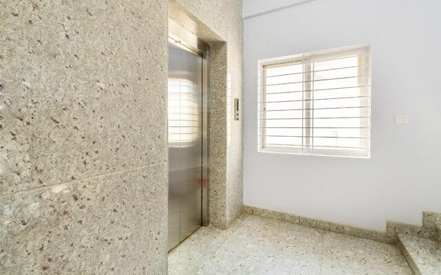 OYO 71184 Lavish Suites