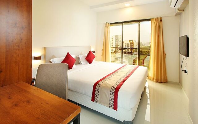 Mumbai House Luxury Apartment