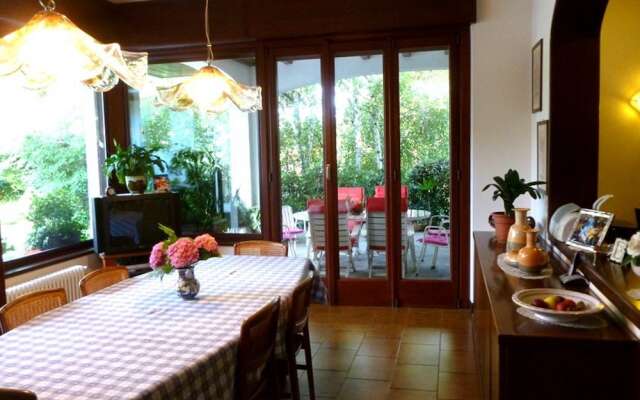 Villa con piscina per soggiorni estivi