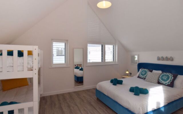 Beach House 13626